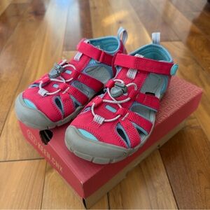 KEEN Kids Seacamp II CNX Azalea/Ipanema Girls size 2
